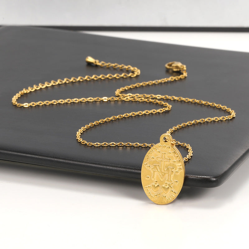 VINTAGE OV Necklace